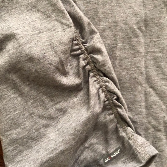 NWOT Semi fitted athletic shirts(danskin brand)XXL - Picture 4 of 6